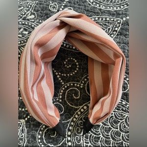 Cute knotted stripe headband